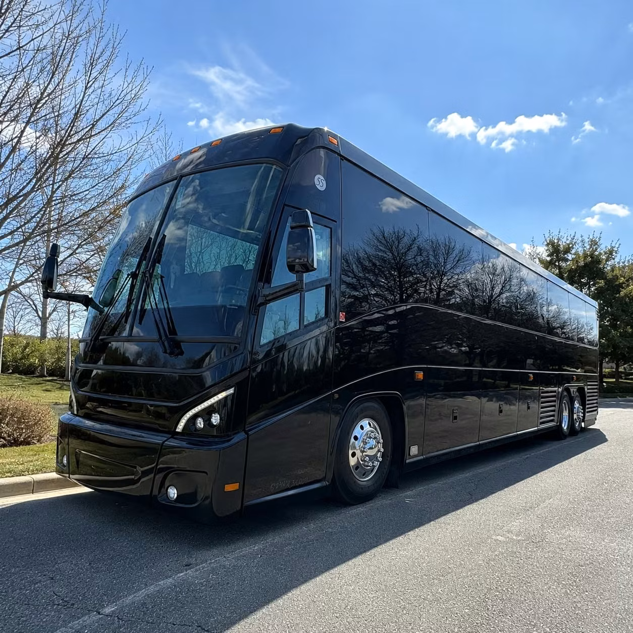 charter bus transportation for kirtland air force base personnel and contractors near rio rancho