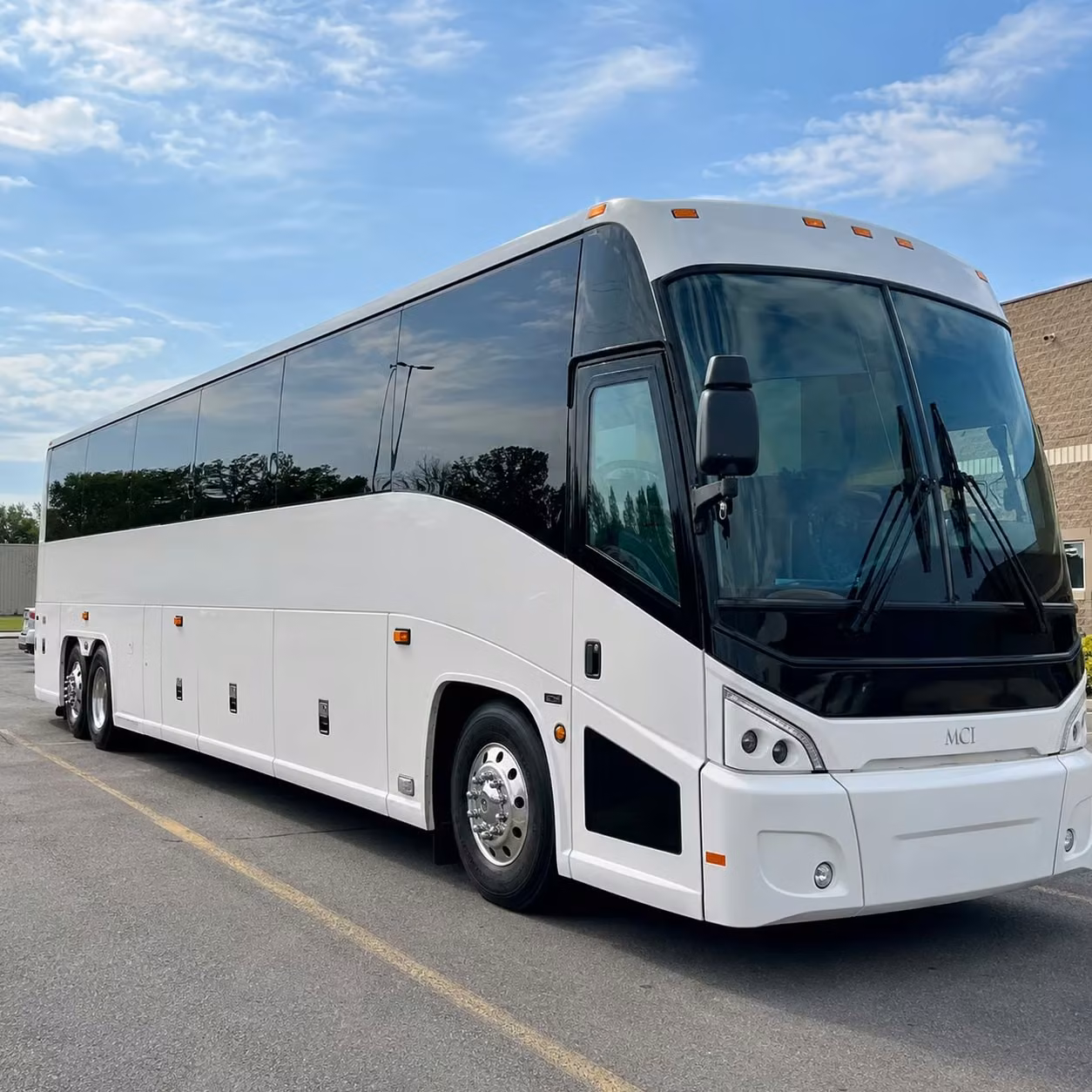 charter buses for kiva auditorium and downtown albuquerque concert nights