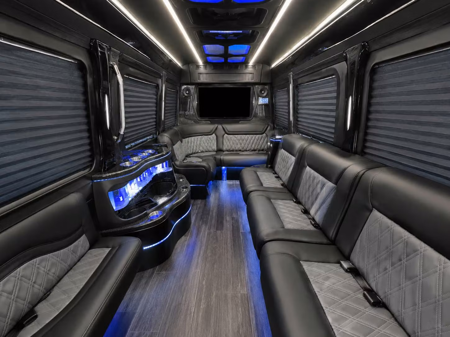 construction and worksite shuttle buses for rio rancho s booming development scene