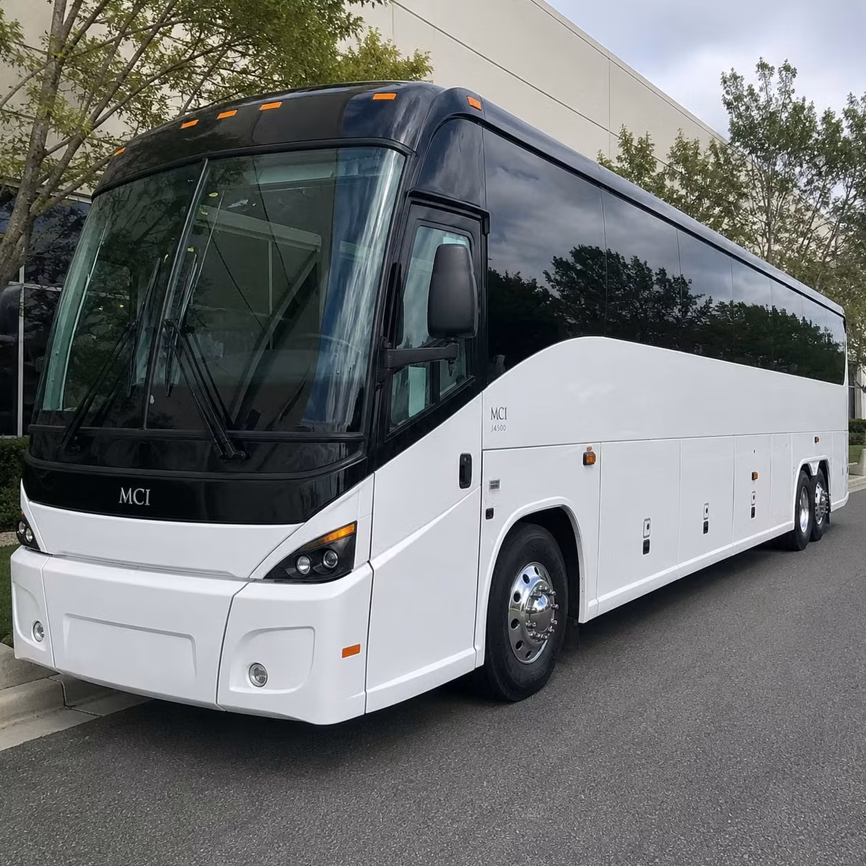 you can find and book employee transportation in rio rancho and any nearby city